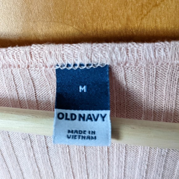 Old Navy Floral Print Fitted Elbow-Sleeve Rib-Knit T-Shirt - Picture 3 of 4